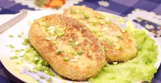 Открытый пирог с шампиньонами