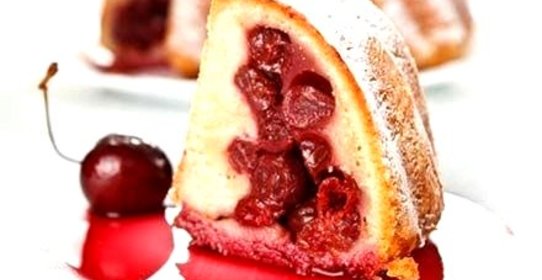 Вишнево–творожный пирог