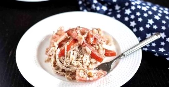 Салат на пикник на природе