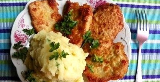 Свиные отбивные с картофельным гарниром
