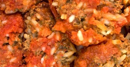 Помидоры, фаршированные мясом и рисом