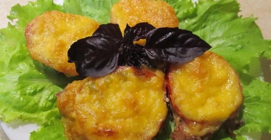 Свинина запеченная с помидорами