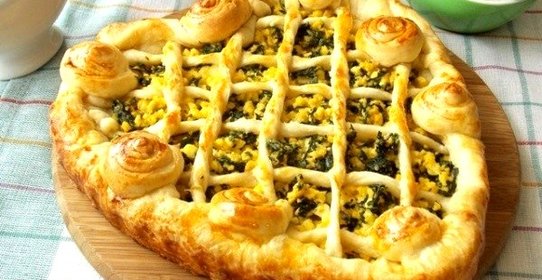 Пирог с яйцом и шпинатом «Мимоза»