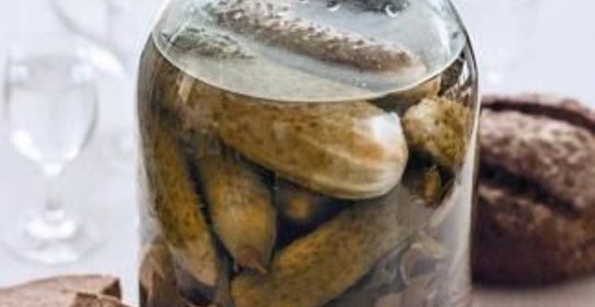 Салат с вялеными томатами