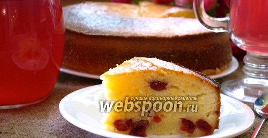 Манник заливной с вяленой вишней