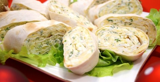 Рулет из лаваша с сыром