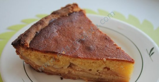 Яблочный пирог со сгущенкой