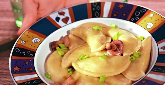 Пельмени с маринованными грибами