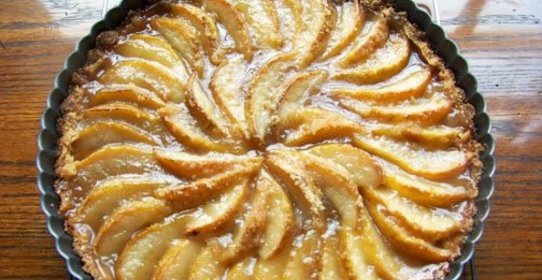 Грушевый пирог без глютена