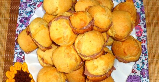 Профитроли с начинкой