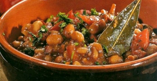 Лобио с мясом в мультиварке