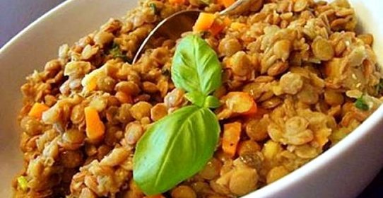 Чечевица с курицей в мультиварке