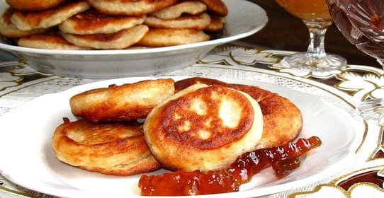 Оладьи без яиц на кислом молоке