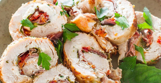 Рулетики из индейки с ветчиной