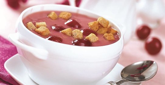 Черешневый суп с красным вином