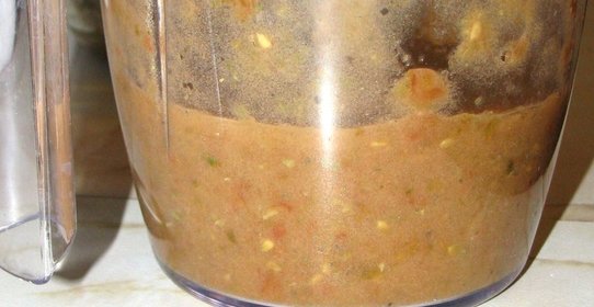 Тушеная говядина в томатном соусе с базиликом