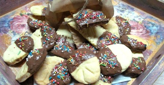 Песочное печенье в шоколаде