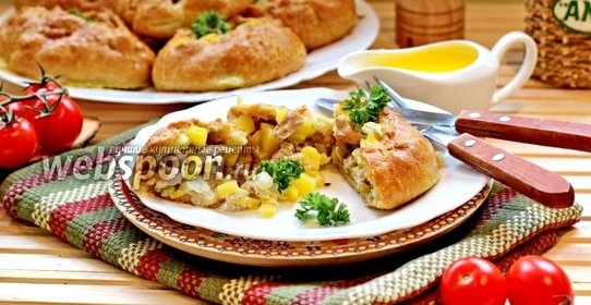 Вак балиш — маленькие пироги с мясом и картофелем