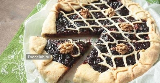 Пирог со сливовым джемом