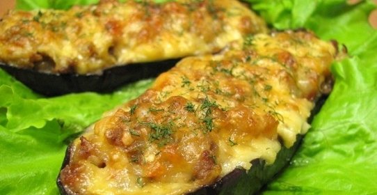 Лодочки из баклажанов с фаршем
