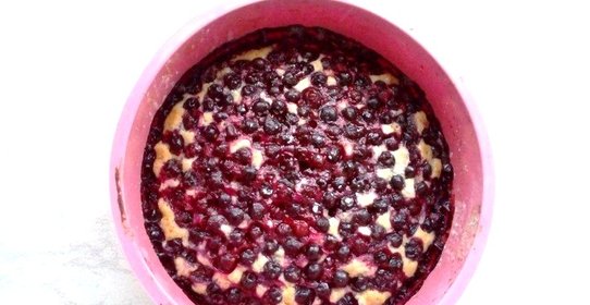 Летний ягодный пирог