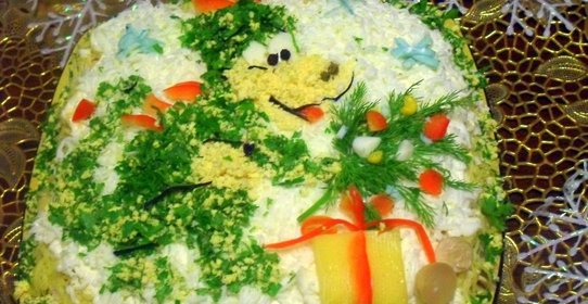 Новогодний салат Счастливый Дракон