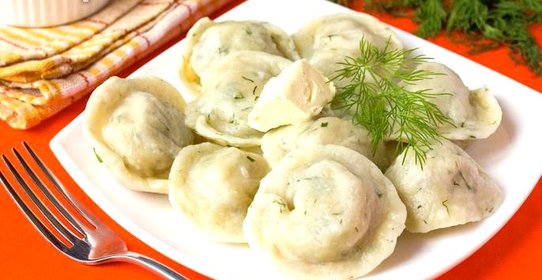 Пельмени из свинины с укропом