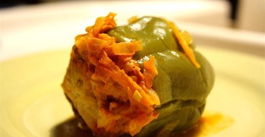 Перцы, фаршированные мясом и рисом