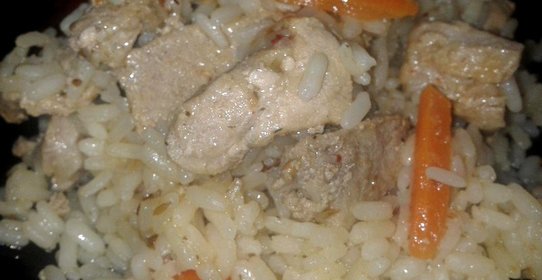 Плов с мясом свинины и овощами