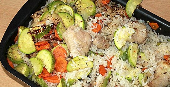 Рис с кабачками и курицей