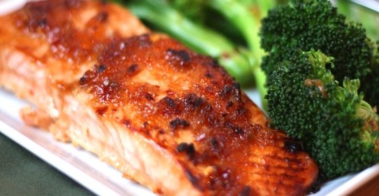 Семга запеченная с брокколи