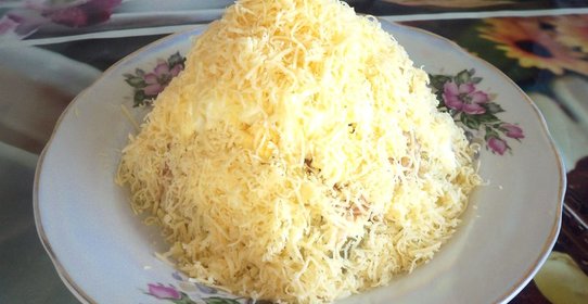 Салат Египетская пирамида