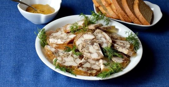 В пакете рулет куриный