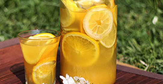 Белая сангрия