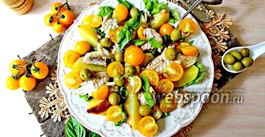 Салат с запечённым картофелем и рыбой