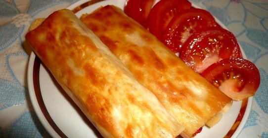 Простые рулетики из лаваша