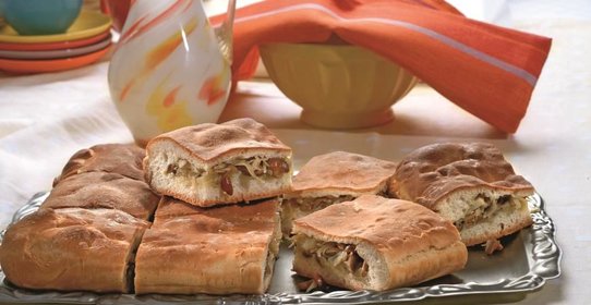 Пирог с капустой и грибами