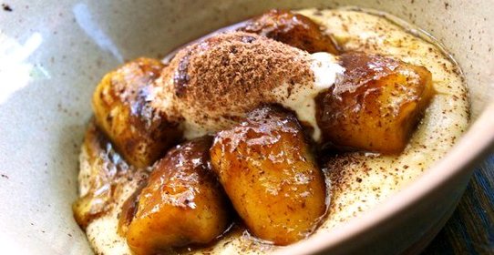 Манная каша с соте из бананов и кремом из маскарпоне