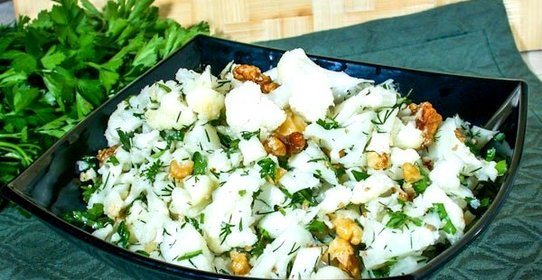 Салат с цветной капустой