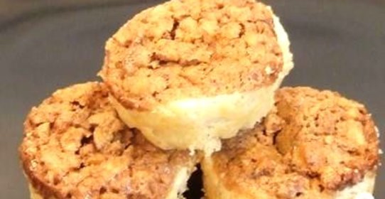 Двухслойное печенье с орехами