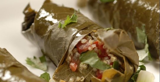 Долма с булгуром и мятой