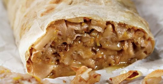 Быстрый штрудель из тонкого лаваша с грушей