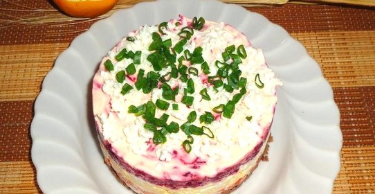 Салат с печенью и свеклой