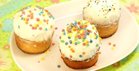 Пасхальные куличики с белковым кремом