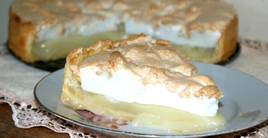 Лимонный пирог с меренгой