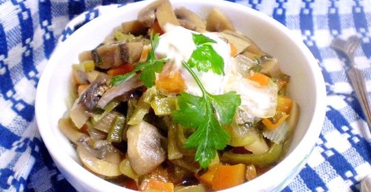 Гуляш из шампиньонов