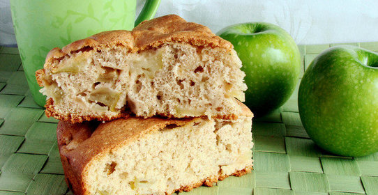 Нежная творожная шарлотка с яблоками