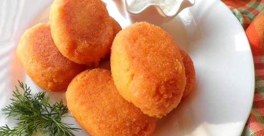 Морковные котлеты с манкой