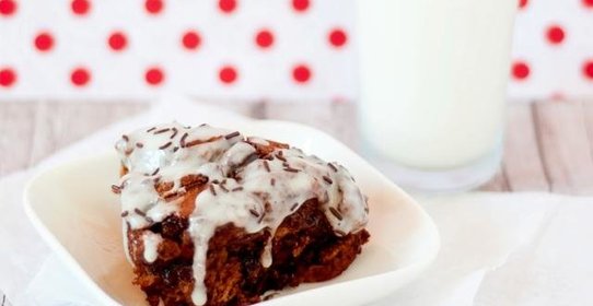 Шоколадные булочки с корицей в глазури