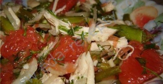 Кубинский салат с грейпфрутом и ветчиной